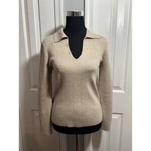 NWT Calvin Klein Beige V-Neck Long Sleeve Sweater With Collar Size Medium